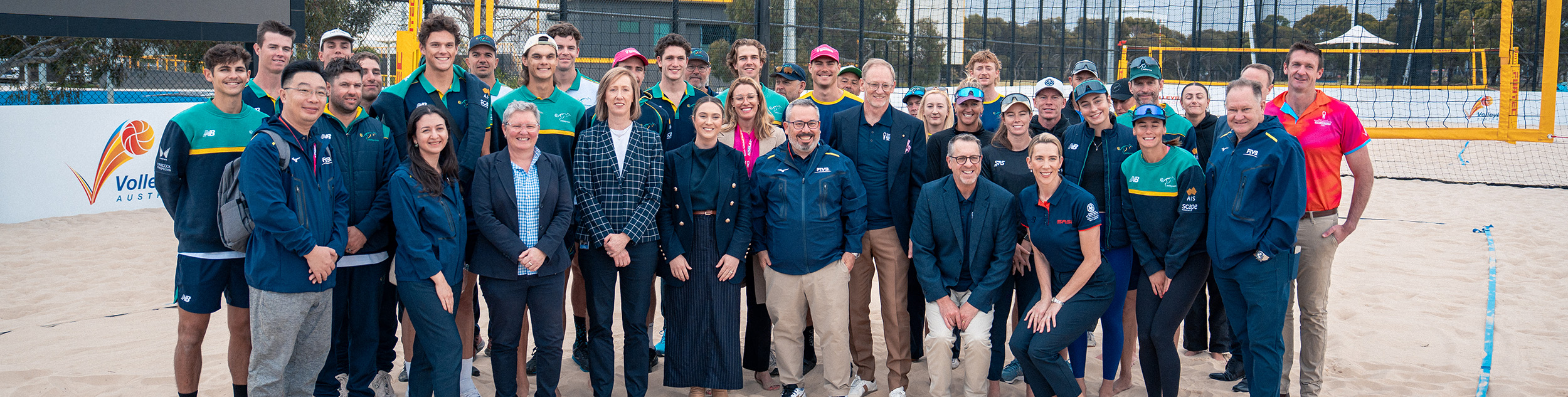 Group photo on the SASI beach volleyball courts